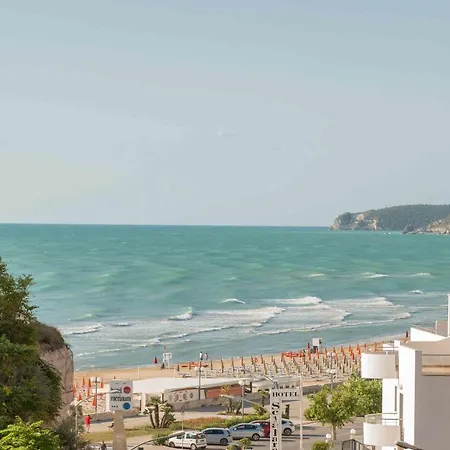La Caravella 3* Vieste