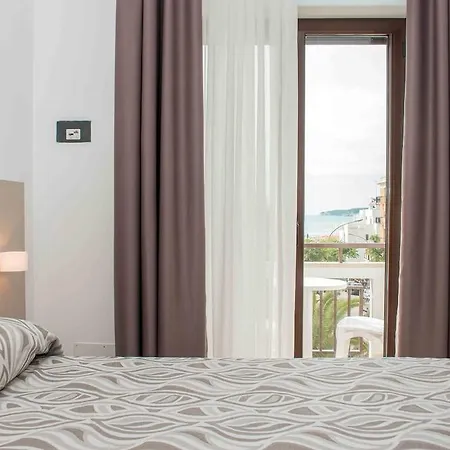 La Caravella Otel