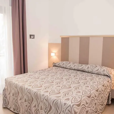 Hotel La Caravella 3*