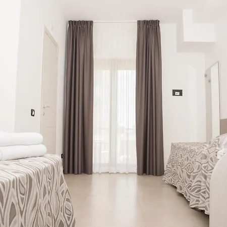 Hotel La Caravella 3*